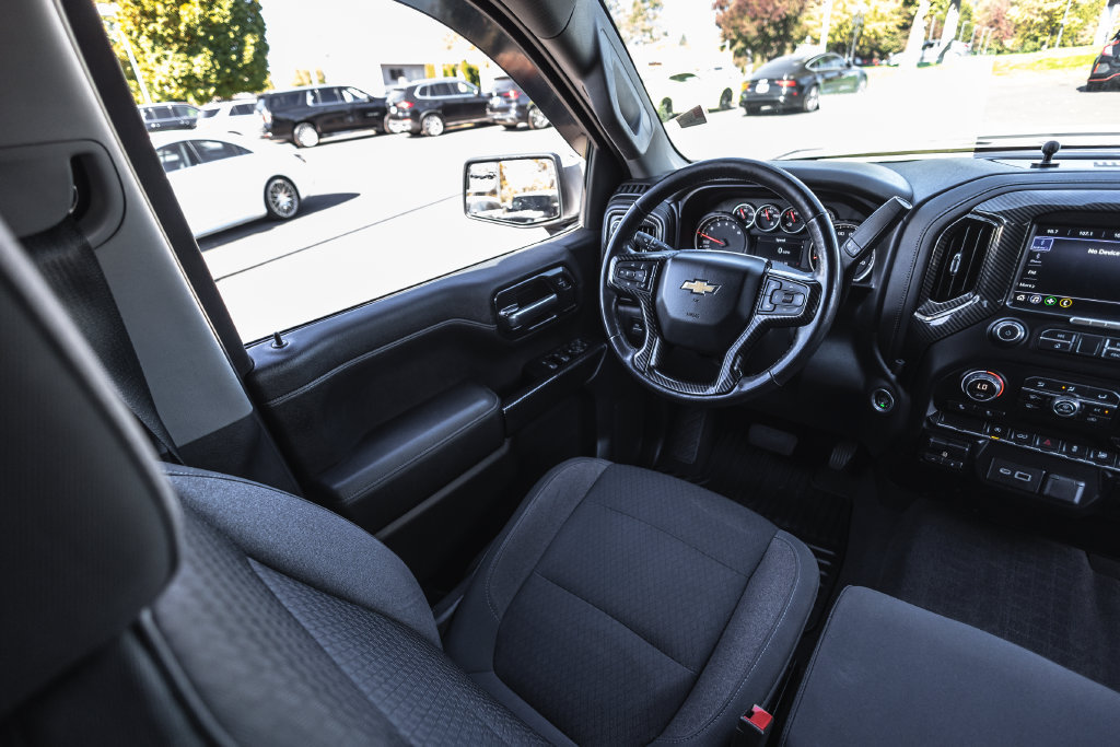 Used 2019 Chevrolet Silverado 1500 LT w/ All-Star Edition AWD/4WD image 25