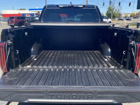 Used 2024 Toyota Tundra Platinum AWD/4WD image 23
