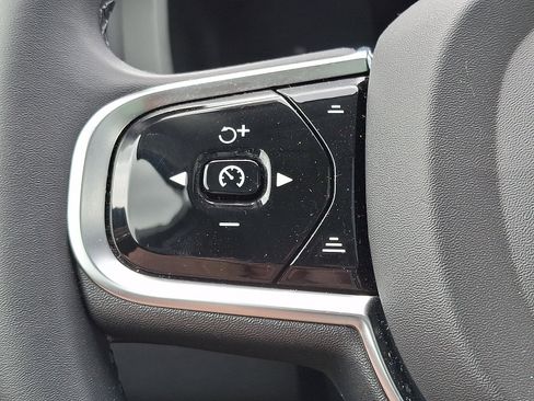 Used 2023 Volvo XC60 B5 Ultimate AWD/4WD image 22