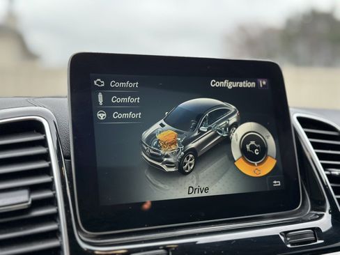 Used 2017 Mercedes-Benz GLE 43 AMG 4MATIC Coupe image 41