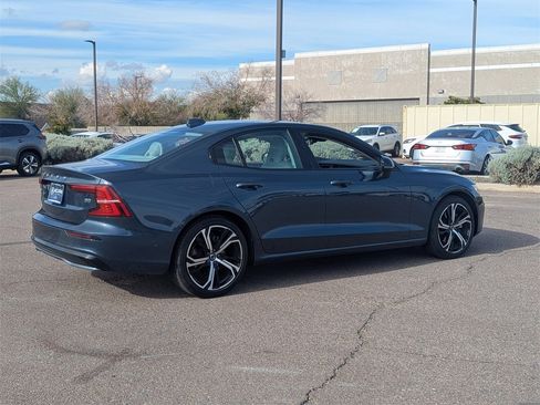 Used 2024 Volvo S60 B5 Plus image 7