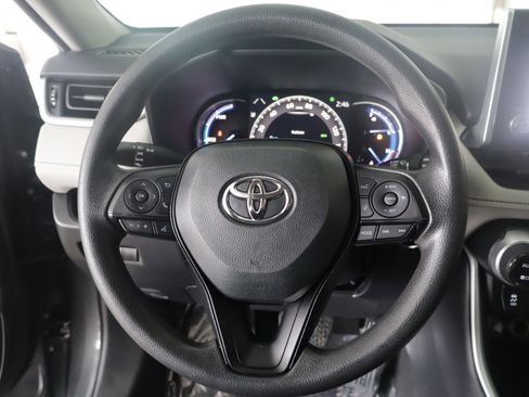 Used 2024 Toyota RAV4 XLE image 13