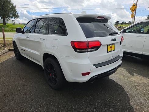 Used 2018 Jeep Grand Cherokee SRT image 5