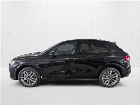 New 2025 Audi Q3 2.0T Premium image 9
