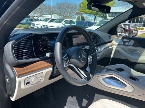 New 2026 Mercedes-Benz GLE 450 4MATIC image 19