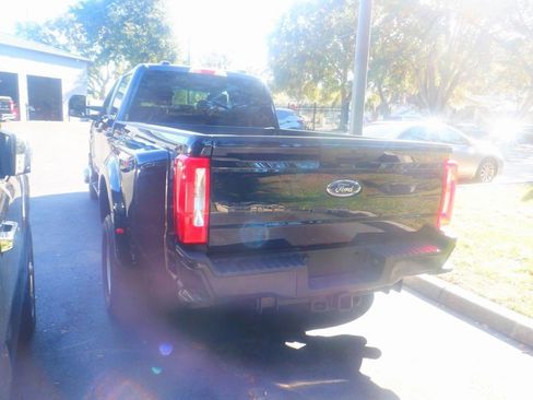 Used 2023 Ford F350 XL image 4