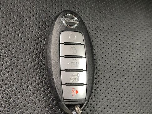 Used 2018 Nissan Murano SL w/ Midnight Edition Package image 32