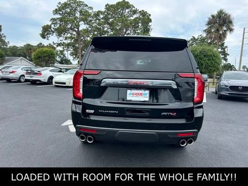Used 2023 GMC Yukon AT4 w/ AT4 Premium Package AWD/4WD image 5