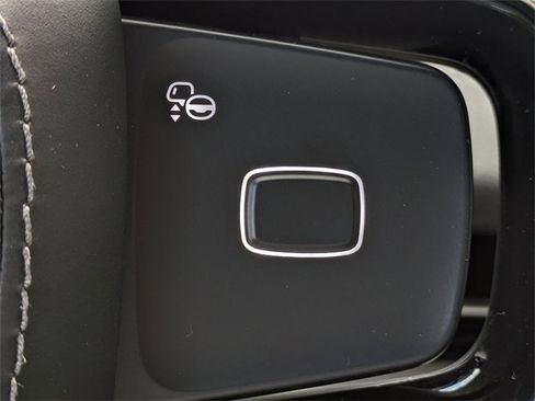 New 2025 Lincoln Navigator Reserve w/ Jet Appearance Package image 26