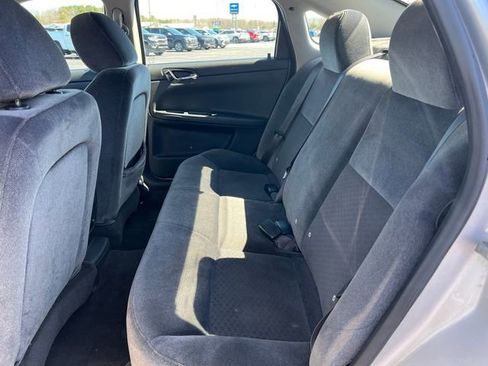 Used 2014 Chevrolet Impala Limited LS FWD image 4