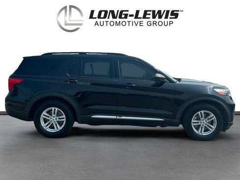 Used 2020 Ford Explorer XLT w/ Comfort Package RWD image 8