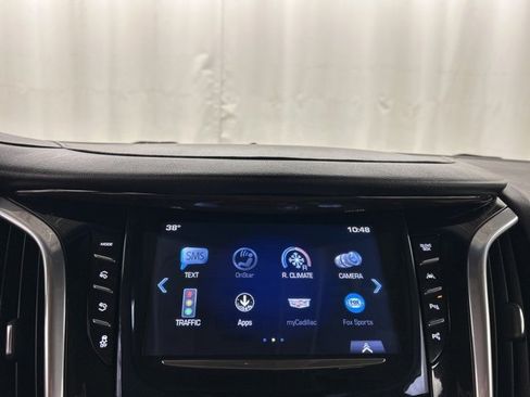 Used 2020 Cadillac Escalade Premium Luxury image 15