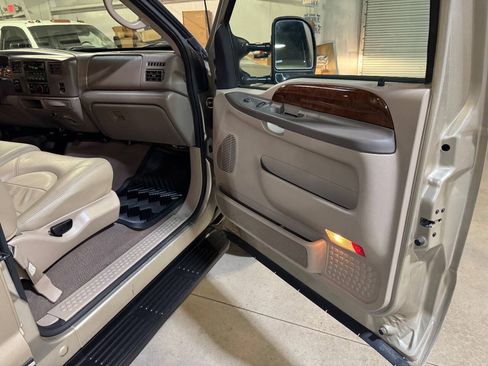 Used 2000 Ford F350 Lariat AWD/4WD image 26