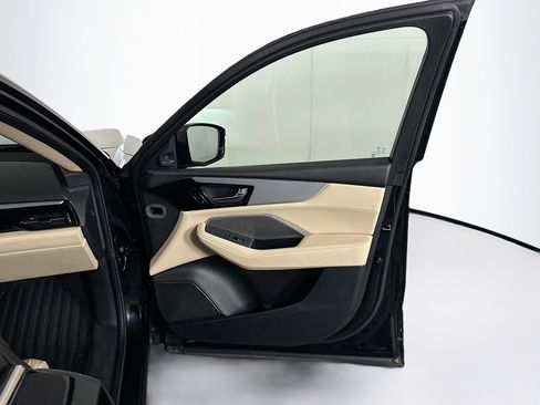 Used 2024 Acura MDX SH-AWD w/ Technology Package image 34