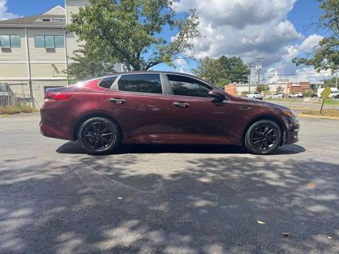 Used 2016 Kia Optima LX w/ LX Convenience Package image 8