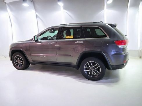 Used 2019 Jeep Grand Cherokee Limited image 24