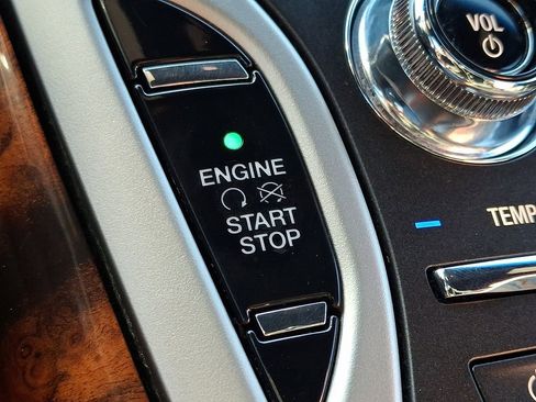 Certified 2020 Lincoln Nautilus Reserve image 24