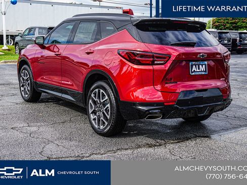 New 2026 Chevrolet Blazer RS w/ LPO, Floor Liner Package FWD image 8