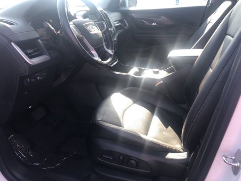 Used 2020 GMC Terrain SLT w/ Preferred Package image 13