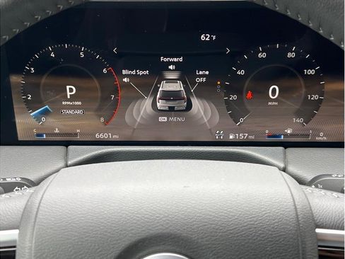 Used 2025 Nissan Armada Platinum AWD/4WD image 14