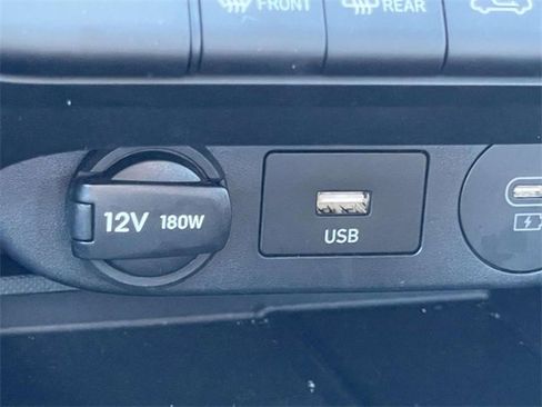 Certified 2025 Hyundai Elantra Sport image 23