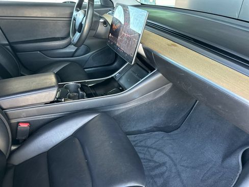 Used 2018 Tesla Model 3 Long Range AWD/4WD image 15