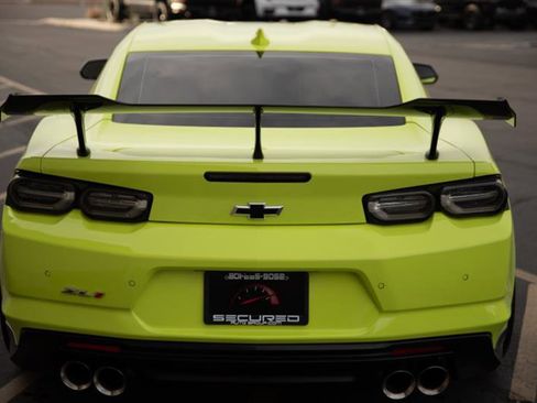 Used 2019 Chevrolet Camaro ZL1 image 9