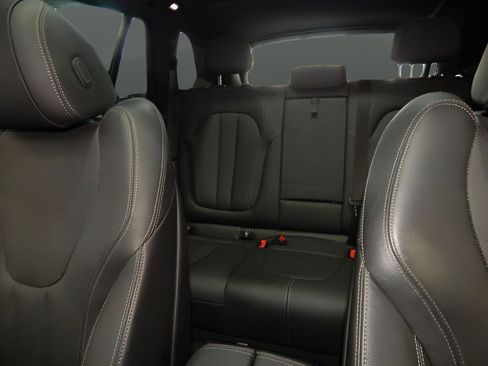 Used 2022 BMW X5 xDrive40i w/ M Sport Package AWD/4WD image 23