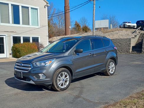 Used 2018 Ford Escape SEL image 1