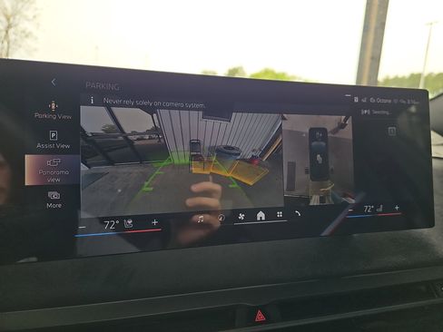 New 2026 BMW iX xDrive45 w/ M Sport Package AWD/4WD image 25