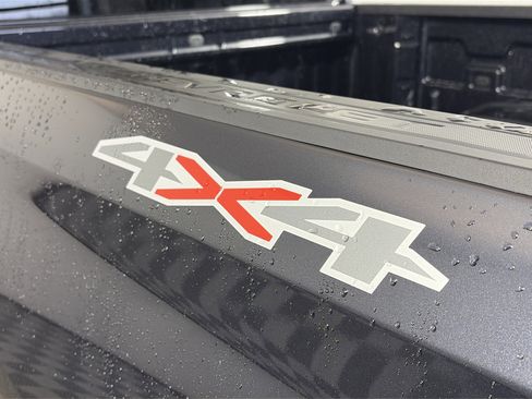 Used 2022 Chevrolet Silverado 1500 LT image 17