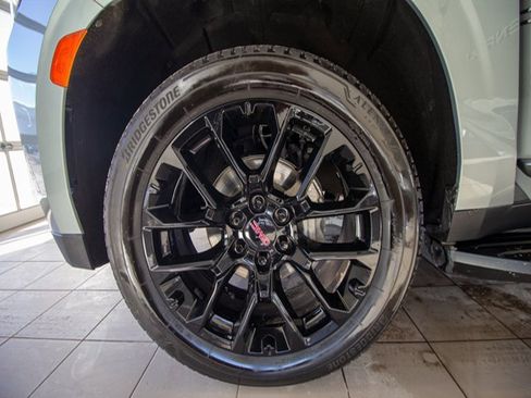 Used 2024 GMC Yukon Denali image 26