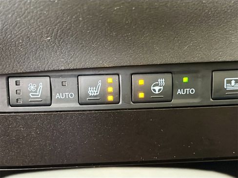 Used 2024 Lexus ES 300h w/ Accessory Package (Z2) image 20