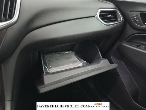 Used 2020 Chevrolet Equinox LT FWD image 25
