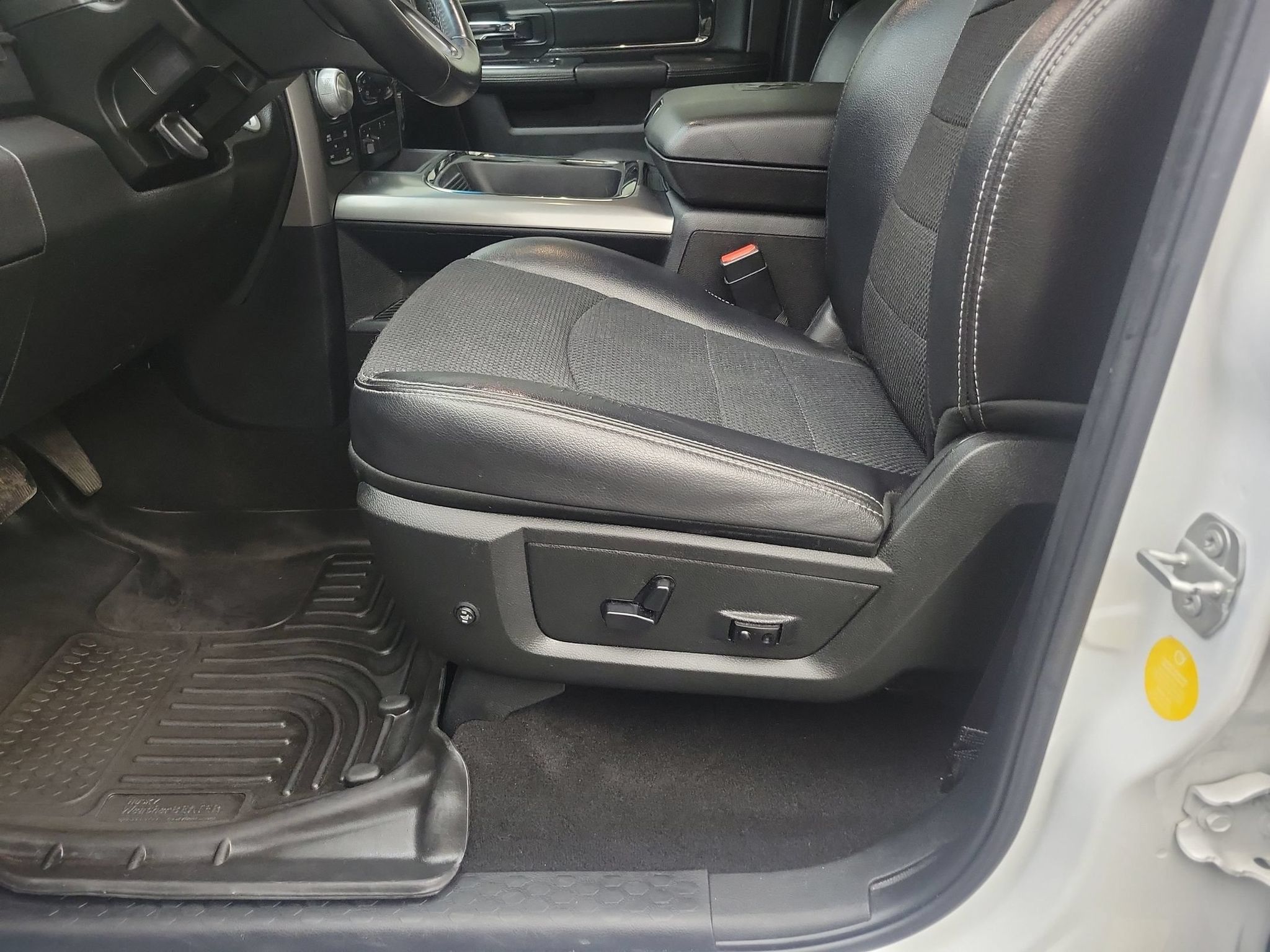 Used 2018 RAM 1500 Sport AWD/4WD image 13