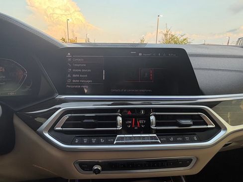 Used 2021 BMW X7 xDrive40i w/ Premium Package AWD/4WD image 24