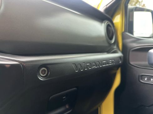 Used 2023 Jeep Wrangler Unlimited w/ Cold Weather Group image 28