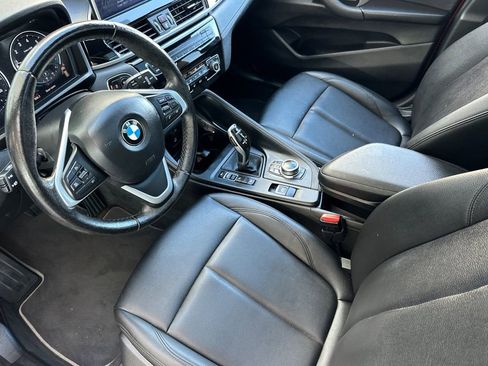 Used 2020 BMW X1 xDrive28i image 9