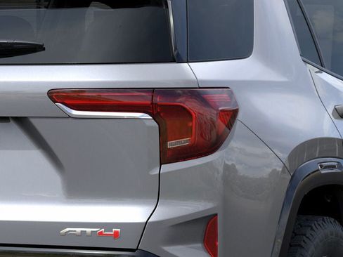 New 2026 GMC Terrain AT4 AWD/4WD image 11