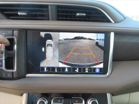 Used 2022 GMC Yukon Denali image 23