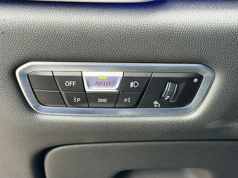 Used 2023 BMW X5 sDrive40i w/ Executive Package image 38