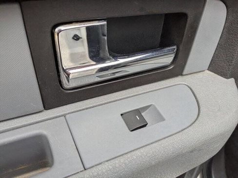 Used 2014 Ford F150 XLT w/ XLT Chrome Package image 25