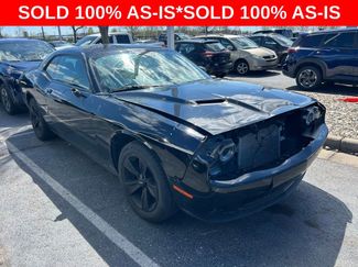 Used 2019 Dodge Challenger SXT video 1