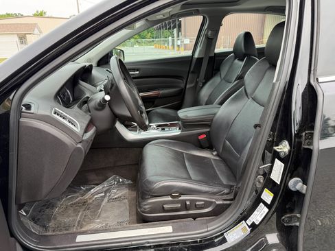 Used 2015 Acura TLX V6 w/ Technology Package FWD image 2
