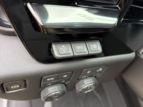 New 2026 Chevrolet Silverado 2500 ZR2 image 15