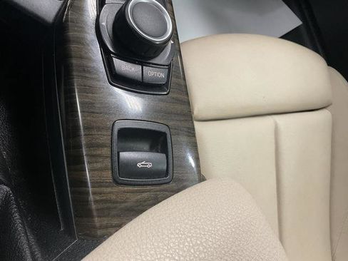 Used 2017 BMW 230i xDrive Convertible image 20