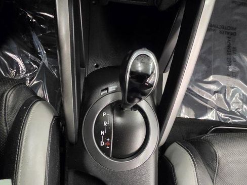 Used 2016 Hyundai Veloster Turbo FWD image 19