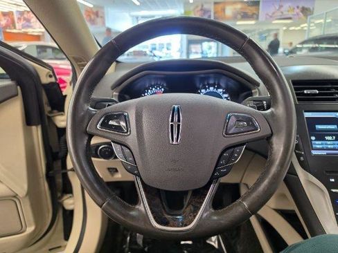 Used 2016 Lincoln MKZ w/ Equipment Group 300A Reserve FWD image 16