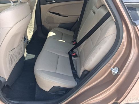 Used 2017 Hyundai Tucson SE Plus w/ Cargo Package FWD image 17