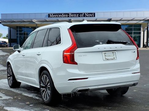 Used 2021 Volvo XC90 T6 Momentum w/ Protection Package Premier image 3